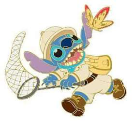 58140 - Outdoors series - Stitch catching butterflies - Disney Store US