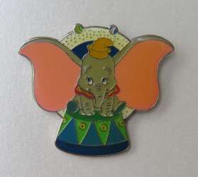 40072 - Dumbo - UK Disney Store Dumbo - Disney Store UK