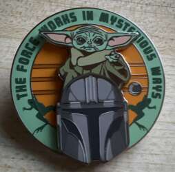 59647 - Star Wars: The Mandalorian - The Force Works in Mysterious Ways - Mando and Grogu