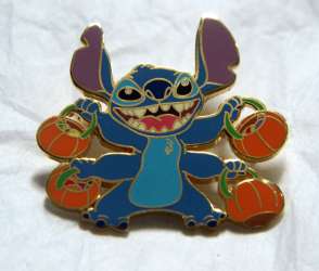2731 - Halloween - Stitch Trick-Or-Treat - Disney Auctions
