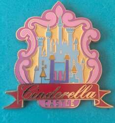 67509 - 12 Months of Magic Series - Cinderella Castle - Disney Store US
