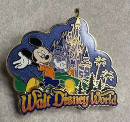 67994 - Mickey Mouse at Walt Disney World - Mickey at Walt Disney World/Cinderella's Castle - Walt Disney World