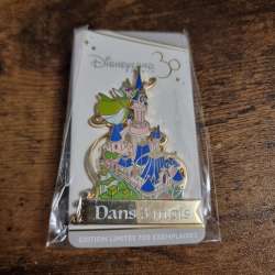 68672 - Disneyland Paris 30th Anniversary - Countdown 3 months - Fauna flying over the castle - Disneyland Resort Paris