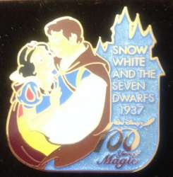 2832 - Mickey & Pals - 100 Years of Magic - Snow White and the Prince - Disney Licensed alternate image