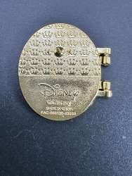 69265 - BoxLunch Exclusive - Hinged Villain Icon Portraits Mystery Collection - Mother Gothel - Loungefly alternate image