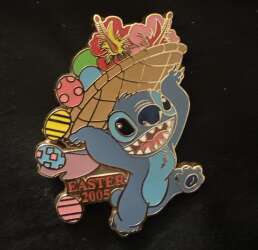 Stitch carrying Easter egg