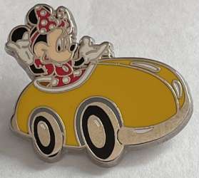 76057 - Walt Disney Travel Company - Minnie Mouse Car - Walt Disney World