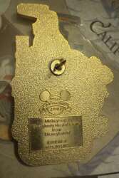 76322 - Epcot Pin Celebration - Pins Around Our World - Disneyland and Castle, Mickey, Everybody Neat n Pretty - Walt Disney World alternate image