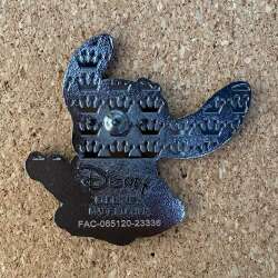 77628 - Disney Lilo and Stitch Summer Fun Blind Box - Stitch Playing Ukulele - Loungefly alternate image