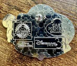 77953 - Cast Member - Disneyland Paris - 30 Years of Magic - Cast Member - Theme Park Cast Member Exclusive alternate image