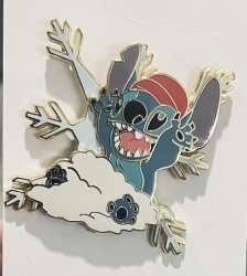 79038 - Stitch Sitting in Snow - Disneyland Resort