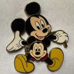 80036 - Character Backpacks and Purses - Mickey Mouse - Disney Auctions