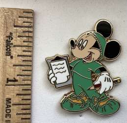 81452 - Mickey as a doctor - Surgeon - Green Scrubs alternate image