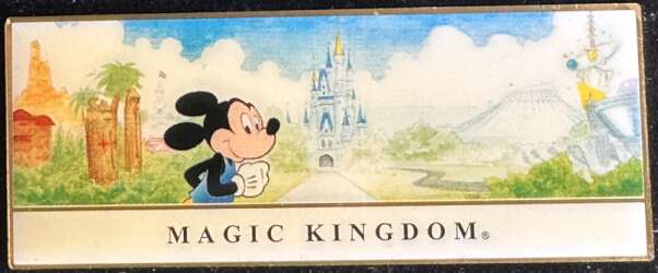 81526 - runDisney: Walt Disney World Marathon Weekend - Walt Disney World 2001 Marathon Boxed Set - Full Set - Walt Disney World alternate image