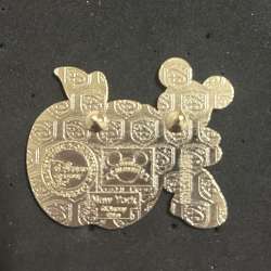 84334 - World Of Disney (NYC) - Mickey New York Apple - Disney Store US alternate image