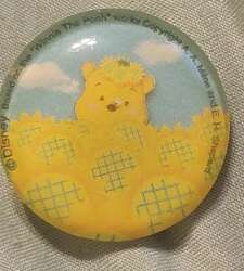 85985 - Winnie the pooh Sunflower Bubble - Pooh in sunflower field - Disney Store Japan alternate image