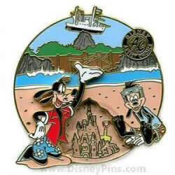 90654 - Artist Choice - Typhoon Lagoon Spinner - Walt Disney World