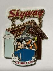 92450 - White Glove Series - Remember When Collection - Skyway - Mickey and Goofy - Walt Disney World alternate image