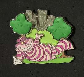 92473 - World Of Disney (NYC) - White Glove - Cheshire - Disney Store US alternate image