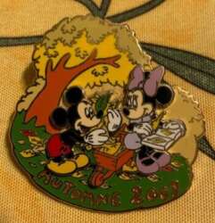 92911 - Disneyland Paris Seasons - Automne 2007 Mickey and Minnie - Disneyland Resort Paris