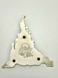 93240 - Disneyland Paris - Sleeping Beauty Castle Fantasy pin - Fantasy Unlicensed alternate image