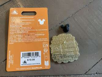 94078 - EPCOT International Flower & Garden Festival 2025 - Alice and Butterflies - Walt Disney World alternate image