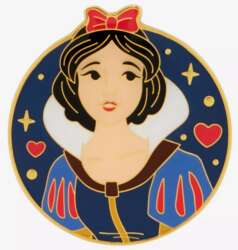 94097 - BoxLunch - Circular Portraits - Snow White and the Seven Dwarfs Snow White Portrait - Loungefly