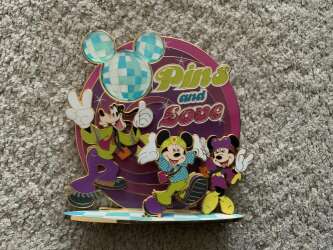 Mickey, Minnie & Goofy - Jumbo Pin