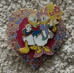 94570 - Valentine's Day - Donald & Daisy Duck - Valentine’s Day - Disneyland Resort Paris