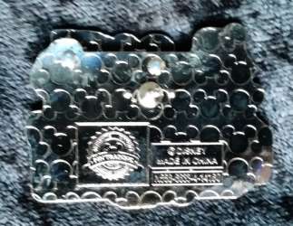 3741 - 2015 Dated Year Pins - Minnie Kissing Mickey at Sleeping Beauty Castle - Disneyland Resort alternate image