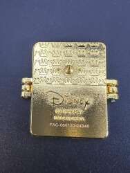 94852 - BoxLunch - Alice in Wonderland Hinged Cards Mystery Collection - Alice & Golden Afternoon Flowers - Loungefly alternate image