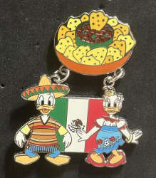 Donald and Daisy - Mexico - Nachos