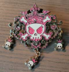 97213 - Pirate Princess - Pirate Princess - Pink Skull with Crossbones - Disneyland Resort Paris