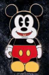 97922 - Vinylmation - CM Mickey - Theme Park Cast Member Exclusive
