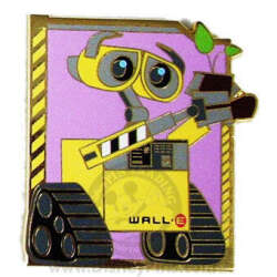 Wall-E holding Plant