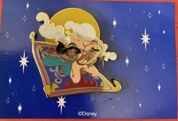 98257 - Cast Exclusive - Aladdin and Jasmine on Magic Carpet - Disneyland Resort