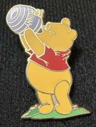98262 - Winnie the Pooh - Jerry Leigh - Pooh With Hunny Pot - Disney Licensed
