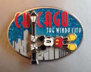 “The Windy City” Mickey Holding Lamppost