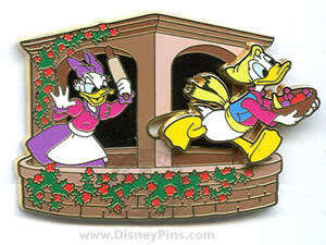 Pirate Daisy and Donald Duck