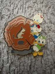 72229 - Tokyo Disney Resort Attractions - Camp Woodchuck - Huey, Dewey, and Louie Wearing Fur Caps - Tokyo Disneyland Resort alternate image