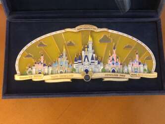 98632 - Happiest Pin Celebration On Earth - Disney Theme Parks Castles Super Jumbo - Walt Disney World