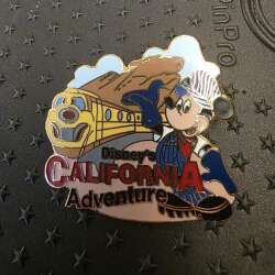 98648 - Disney's California Adventure - Engineer Mickey with California Zephyr - Disneyland Resort