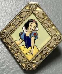 21572 - Princess Portraits 3D - Snow White alternate image