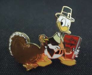 98761 - Thanksgiving - Thanksgiving Donald and Turkey with Stuffing Recipes - Walt Disney World