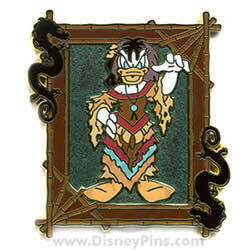 98944 - Pirates of the Caribbean Mickey & Friends Movie Mystery Collectors Set - Daisy Duck as Tia Dalma (Revealed) - Walt Disney World