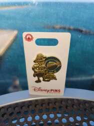 99315 - Disney Cruise Line - Disney Dream Ship Atrium Statue - Donald Duck - Disney Cruise Line alternate image