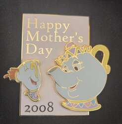 99477 - Mother's Day - Mrs. Potts and Chip - Disney Studio Store Hollywood / Soda Fountain