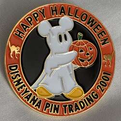 Pin Trading 2001 - Happy Halloween — Mickey Mouse
