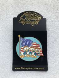 99699 - Unknown Series - Huey, Dewey & Louie American Flag - Disney Auctions