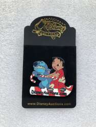 99709 - Disney Auctions GWP - Lilo and Stitch with Candy Cane on DA Logo (GWP) - Disney Auctions